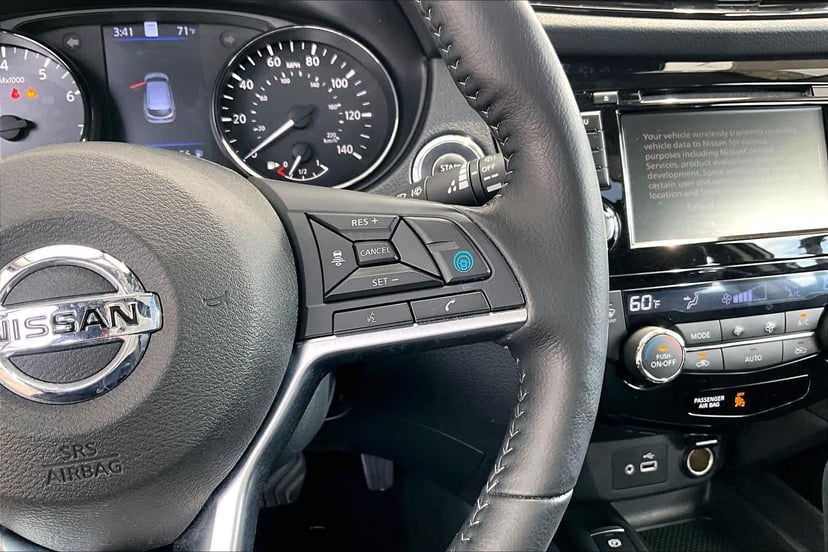 2022 Nissan Rogue Sport - Image 25
