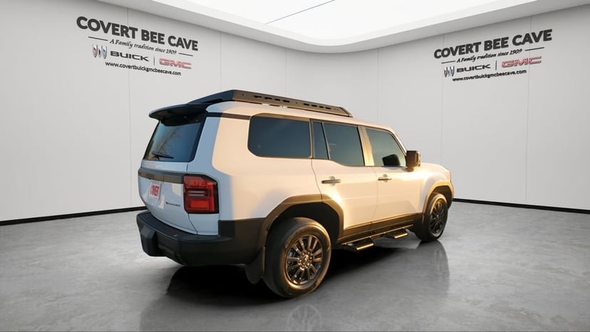 2025 Toyota Land Cruiser - Image 9