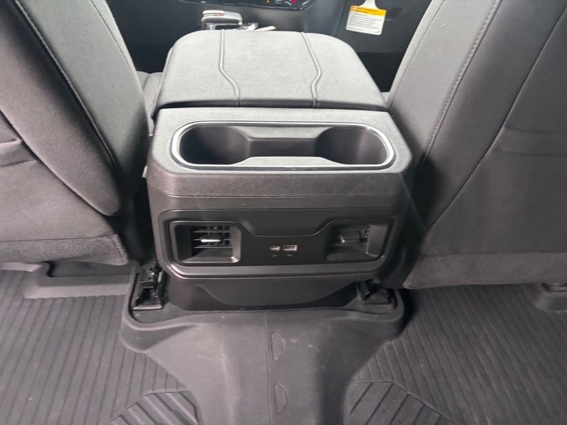 2025 Chevrolet Silverado 1500 - Image 28