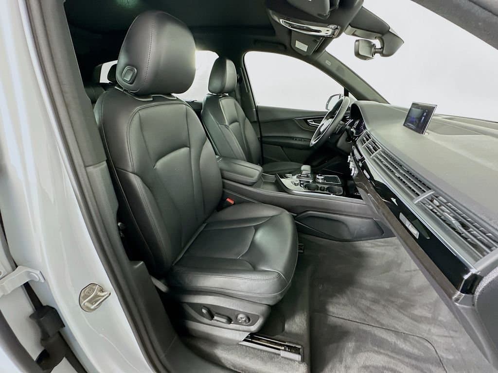 2018 Audi Q7 - Image 30