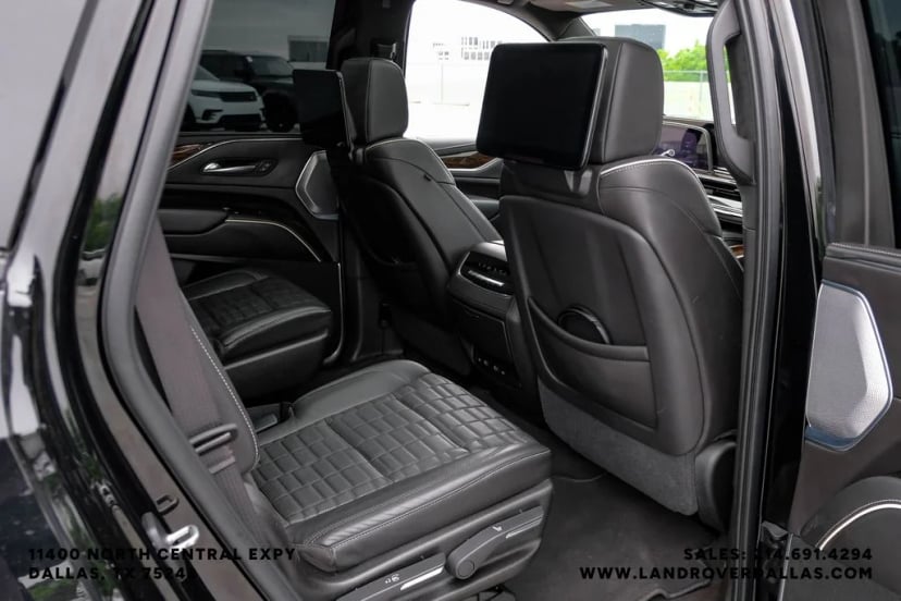 2021 Cadillac Escalade - Image 43