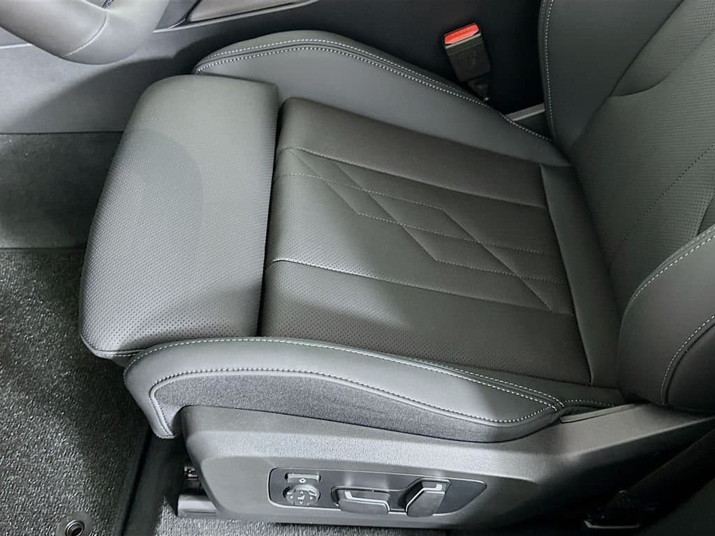 2026 BMW X3 - Image 21