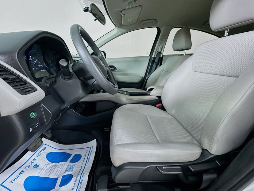 2016 Honda HR-V - Image 24