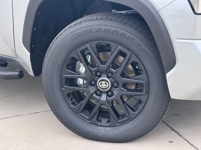 2026 Toyota Tundra - Image 2