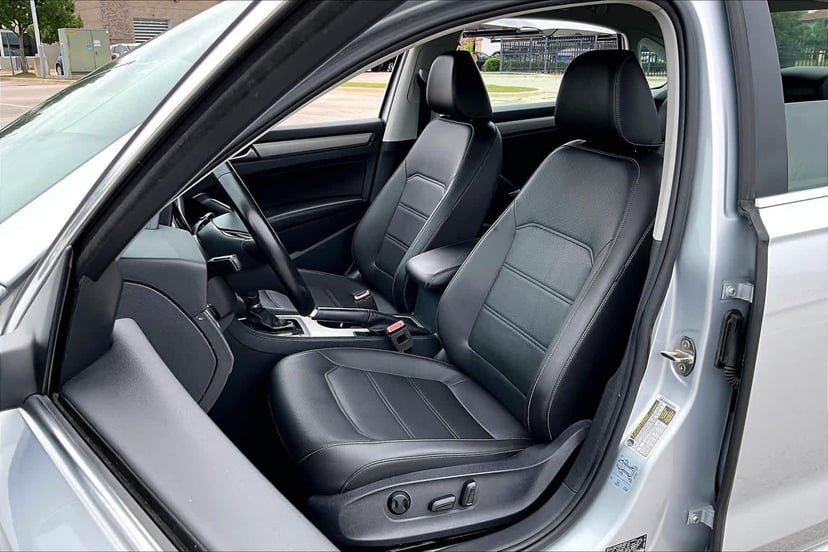 2020 Volkswagen Passat - Image 7