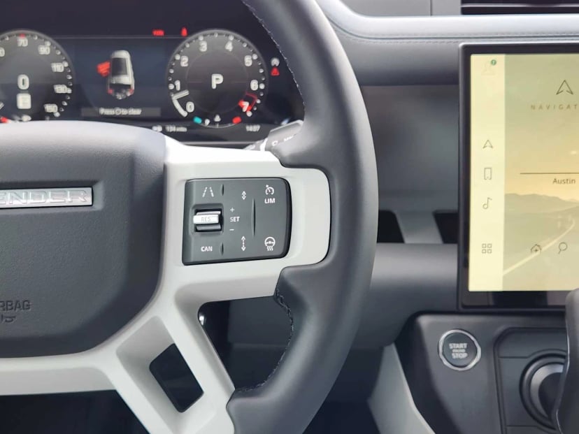 2026 LAND ROVER Defender 130 - Image 29
