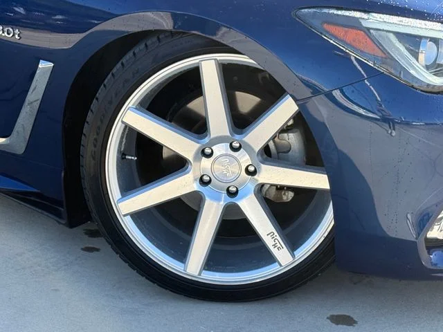 2019 INFINITI Q60 - Image 2