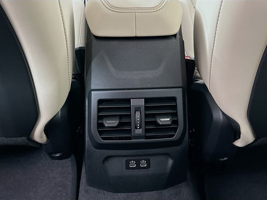 2026 BMW 2 Series - Image 18