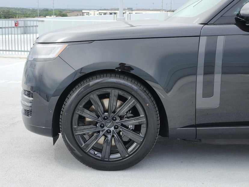 2026 LAND ROVER Range Rover - Image 9