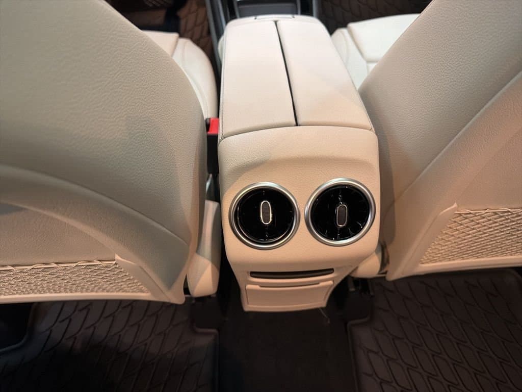 2026 MERCEDES-BENZ GLA - Image 24