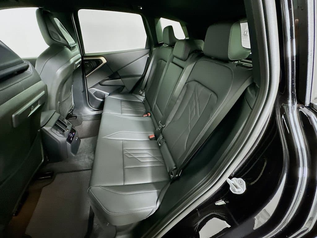2025 BMW X3 - Image 17