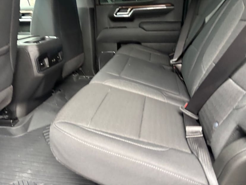 2025 Chevrolet Silverado 1500 - Image 30