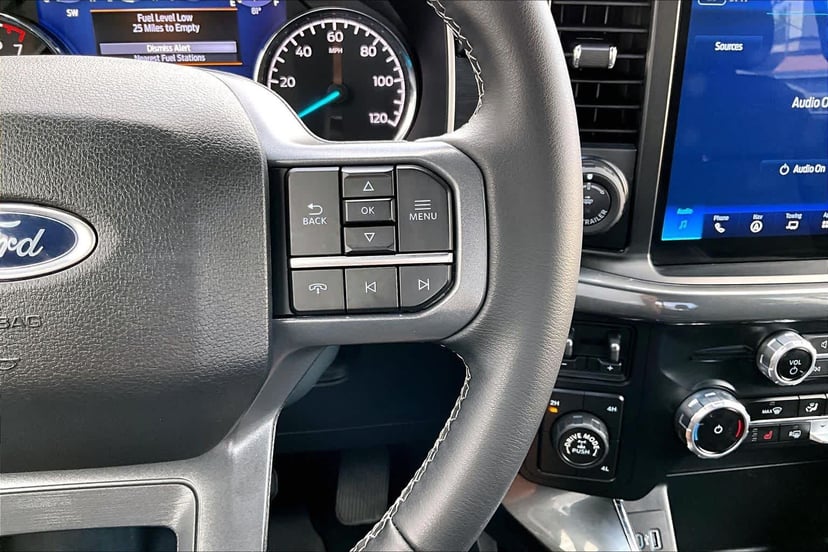 2023 Ford F-150 - Image 25
