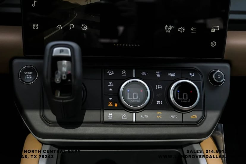 2026 Land Rover Defender 90 - Image 21