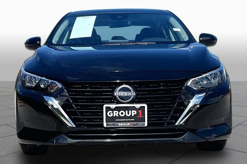 2025 Nissan Sentra - Image 2