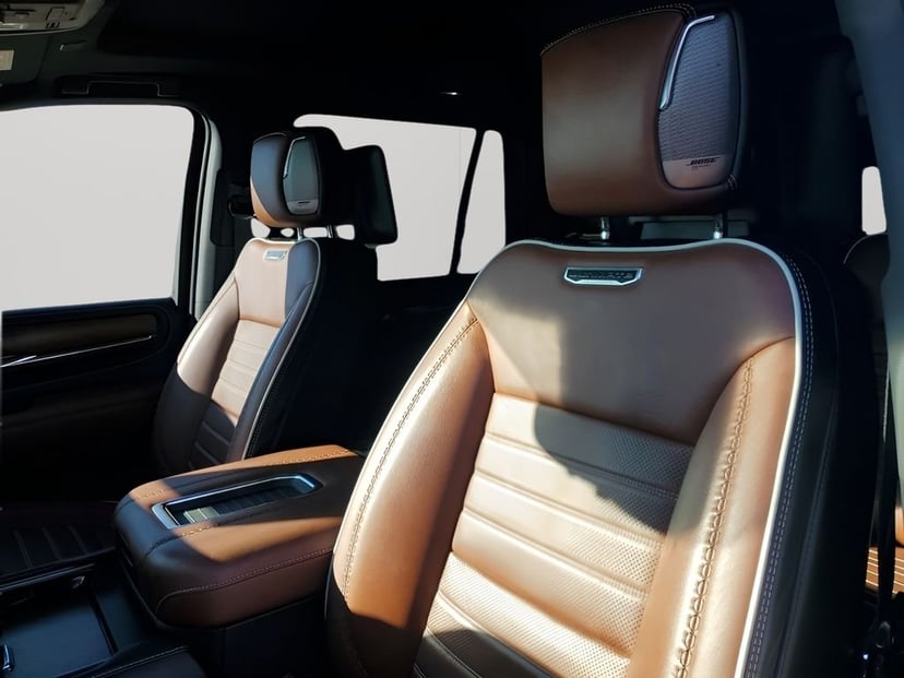 2023 GMC Yukon - Image 31