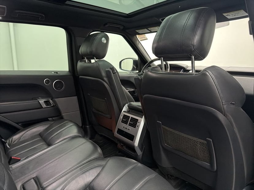 2017 Land Rover Range Rover Sport - Image 25
