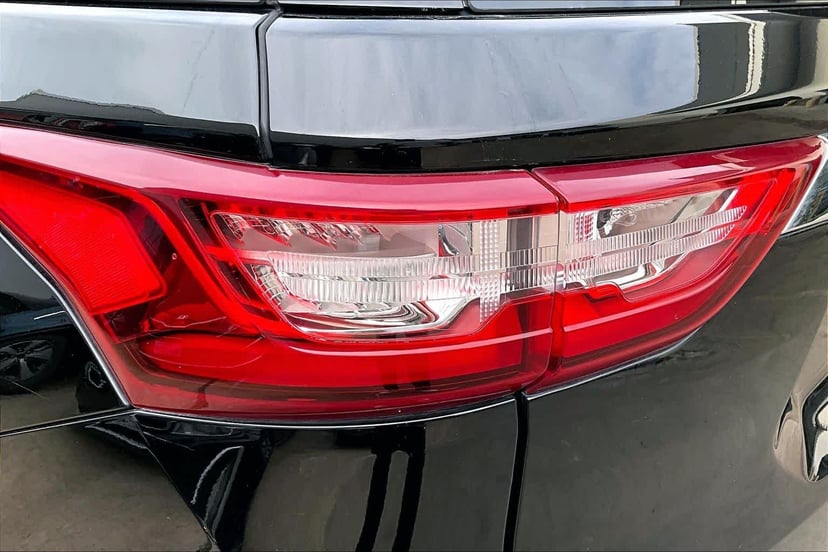 2018 Chevrolet Traverse - Image 27