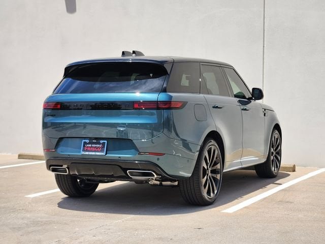 2026 Land Rover Range Rover Sport - Image 4