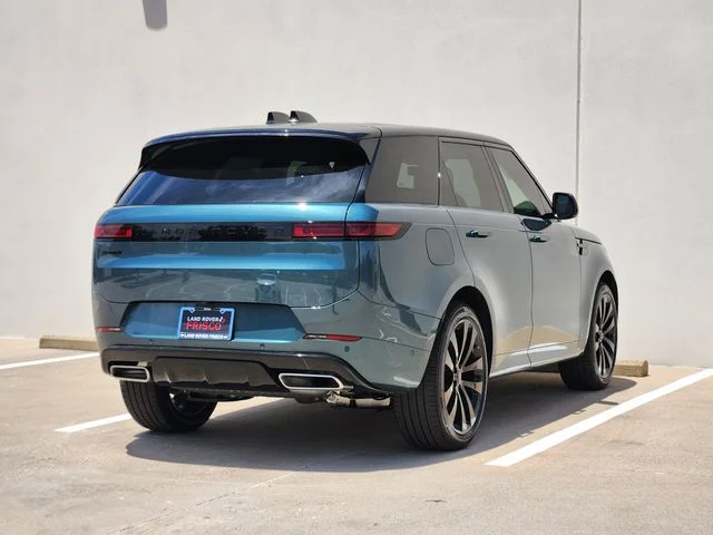 2026 Land Rover Range Rover Sport - Image 4