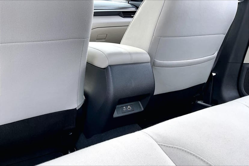 2025 Nissan Altima - Image 34