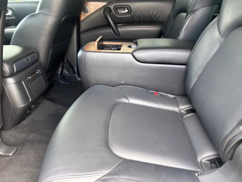 2021 Nissan Armada - Image 28