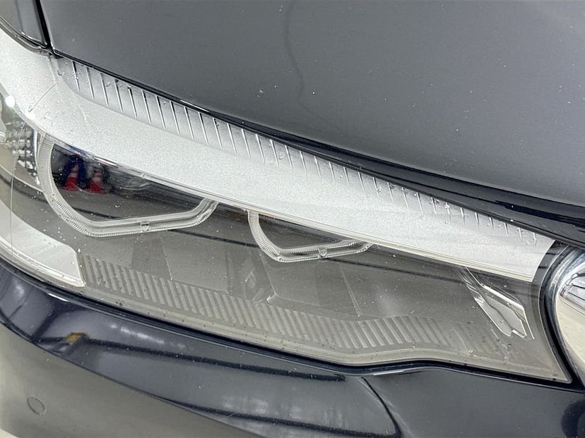 2020 BMW 5 Series - Image 40
