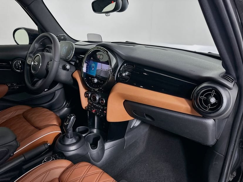 2023 MINI Cooper S - Image 29