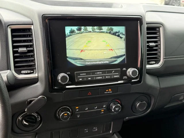 2022 Nissan Frontier - Image 17