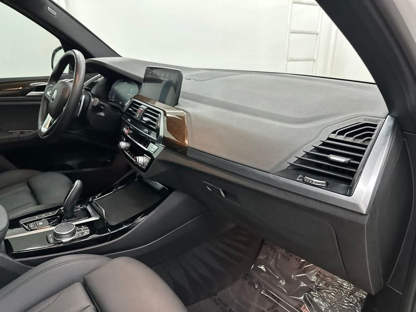 2021 BMW X3 - Image 24