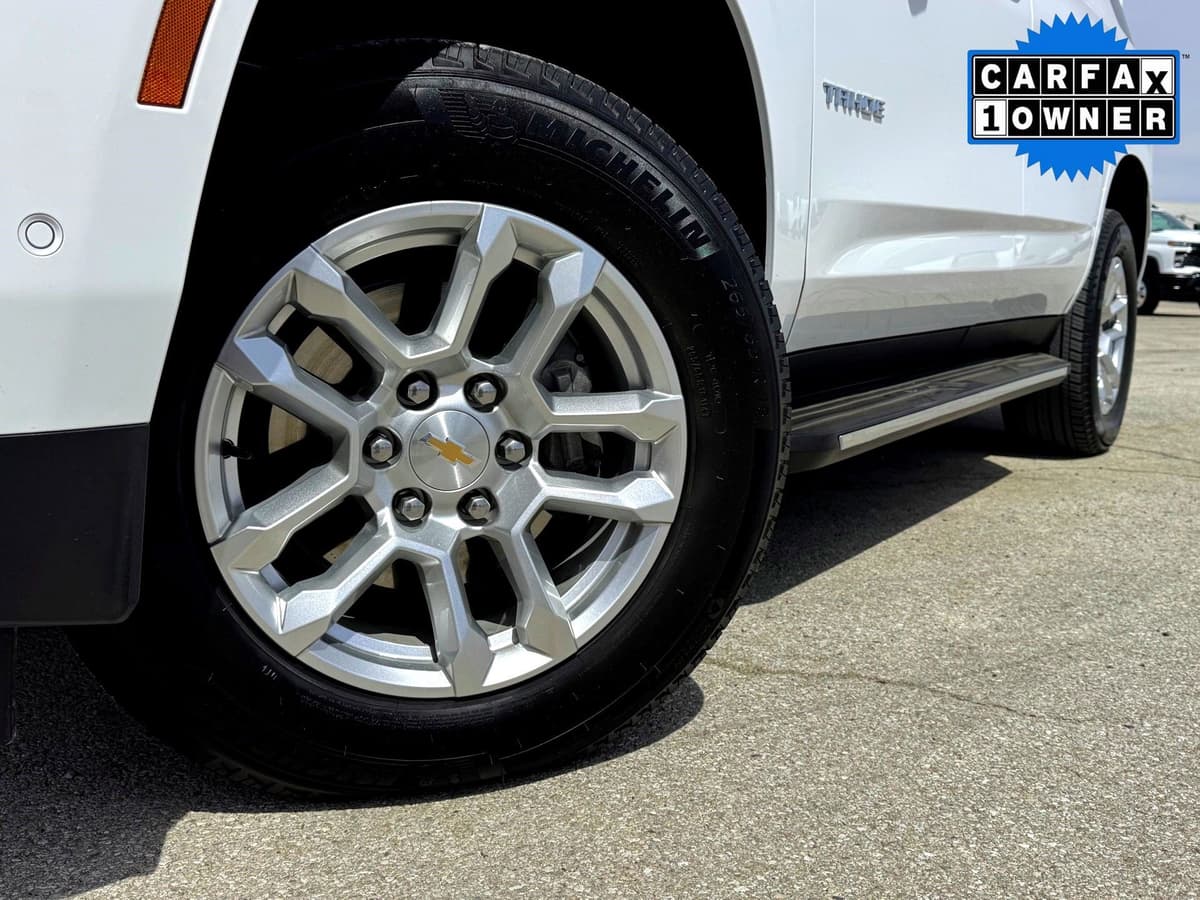 2025 Chevrolet Tahoe - Image 2