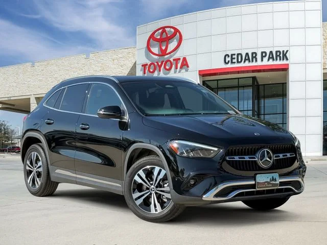 2025 Mercedes-Benz GLA - Image 1