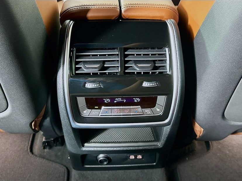 2026 BMW X5 - Image 18