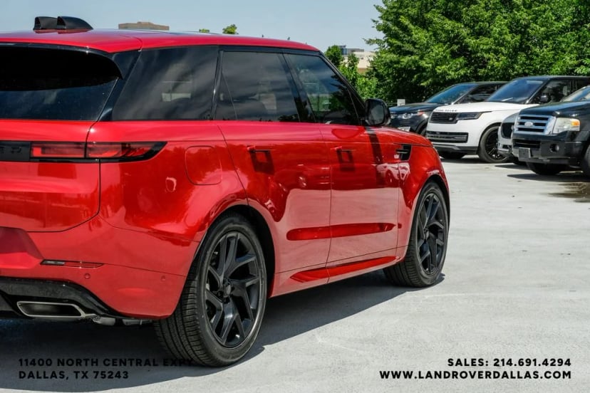 2026 Land Rover Range Rover Sport - Image 7