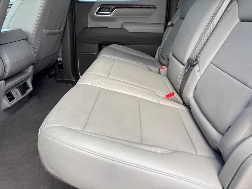 2025 GMC Sierra 1500 - Image 24