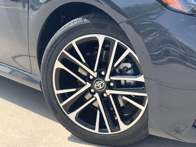 2026 Toyota Camry - Image 2