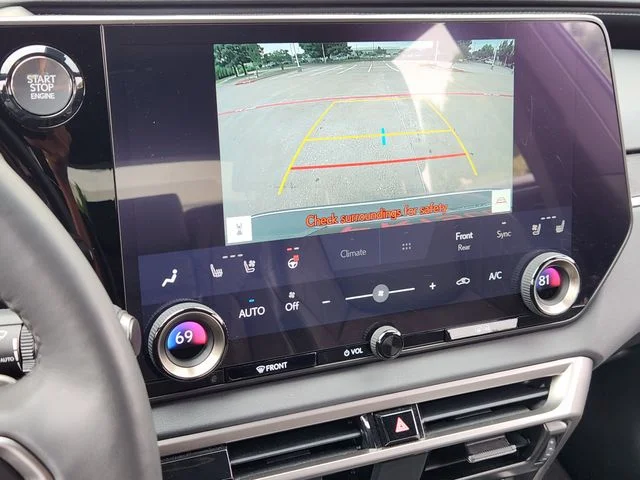 2024 Lexus RX - Image 18