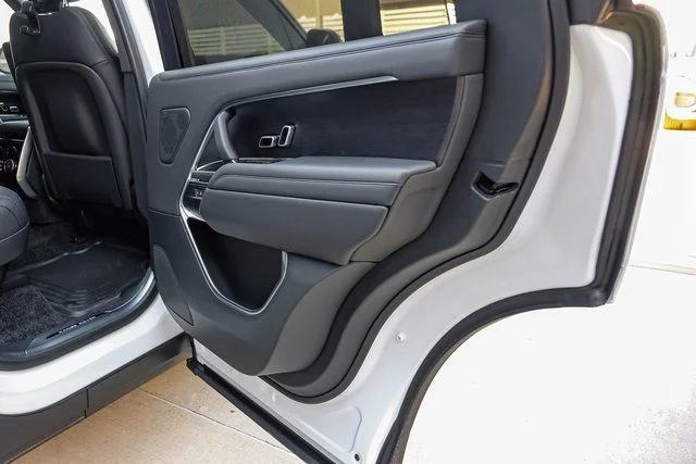 2026 Land Rover Range Rover - Image 45