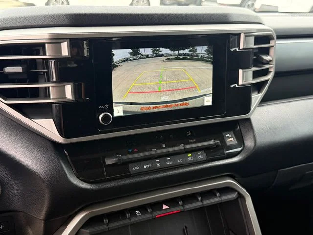 2024 Toyota Tundra - Image 21
