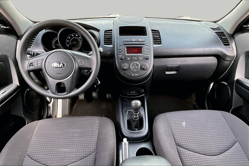 2013 Kia Soul - Image 16