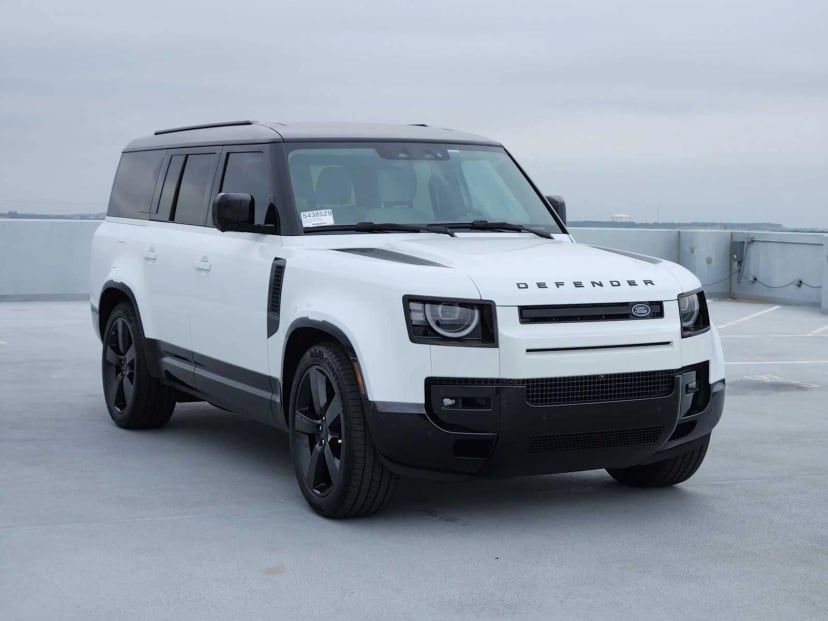 2026 LAND ROVER Defender 130 - Image 3
