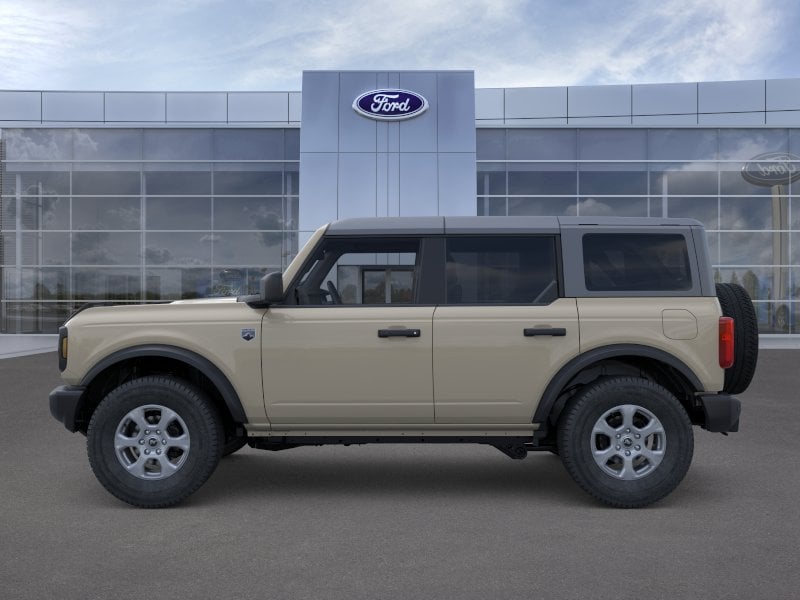 2026 Ford Bronco - Image 16