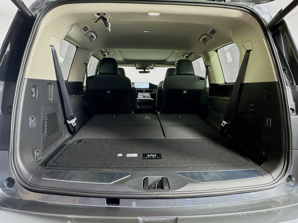 2026 INFINITI QX80 - Image 32