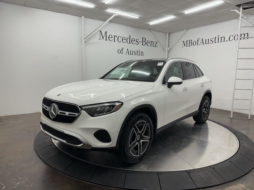 2026 Mercedes-Benz GLC - Image 3
