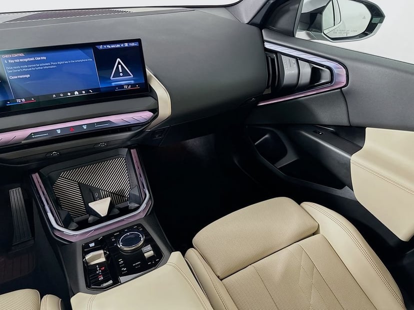 2025 BMW X3 - Image 22