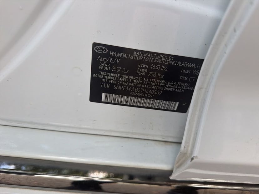 2018 Hyundai Sonata - Image 27