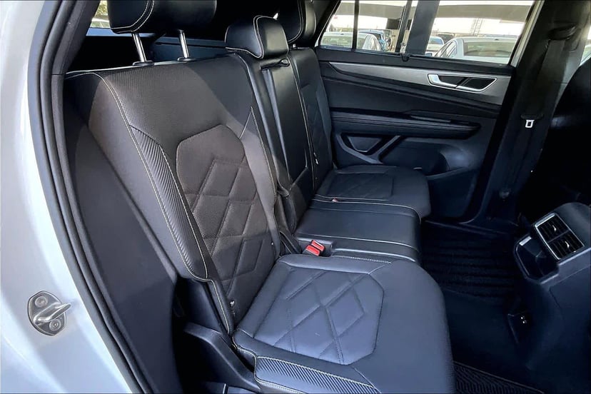 2024 Volkswagen Atlas Cross Sport - Image 21