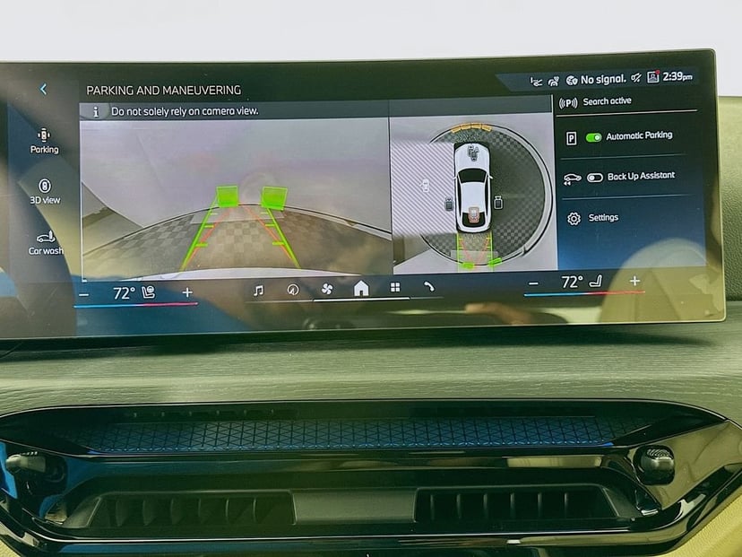 2026 BMW i4 - Image 13