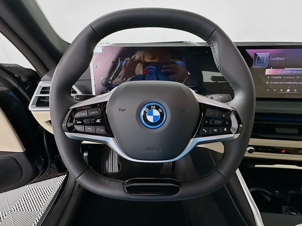 2026 BMW i4 - Image 10
