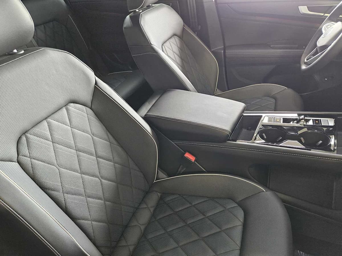 2024 Volkswagen Atlas Cross Sport - Image 12